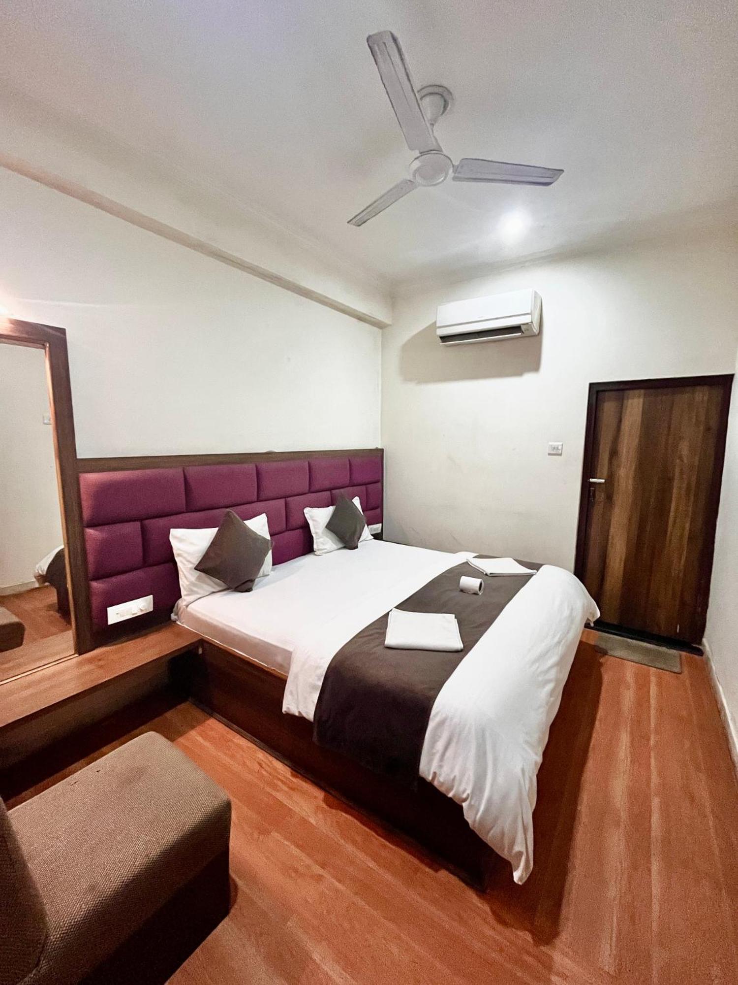 Hot - House Of Travellers Taj View Hostel Agra  Εξωτερικό φωτογραφία