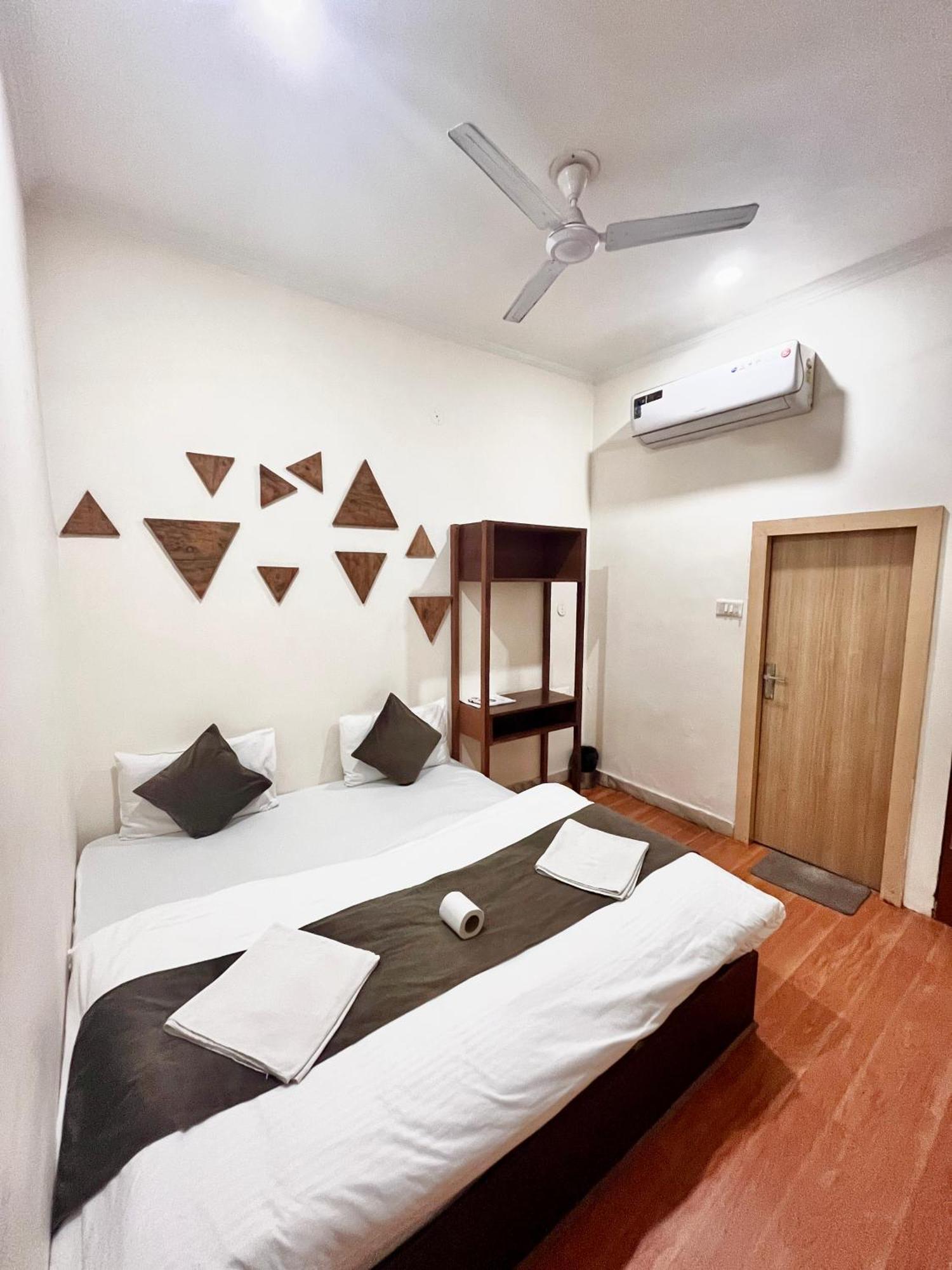 Hot - House Of Travellers Taj View Hostel Agra  Εξωτερικό φωτογραφία